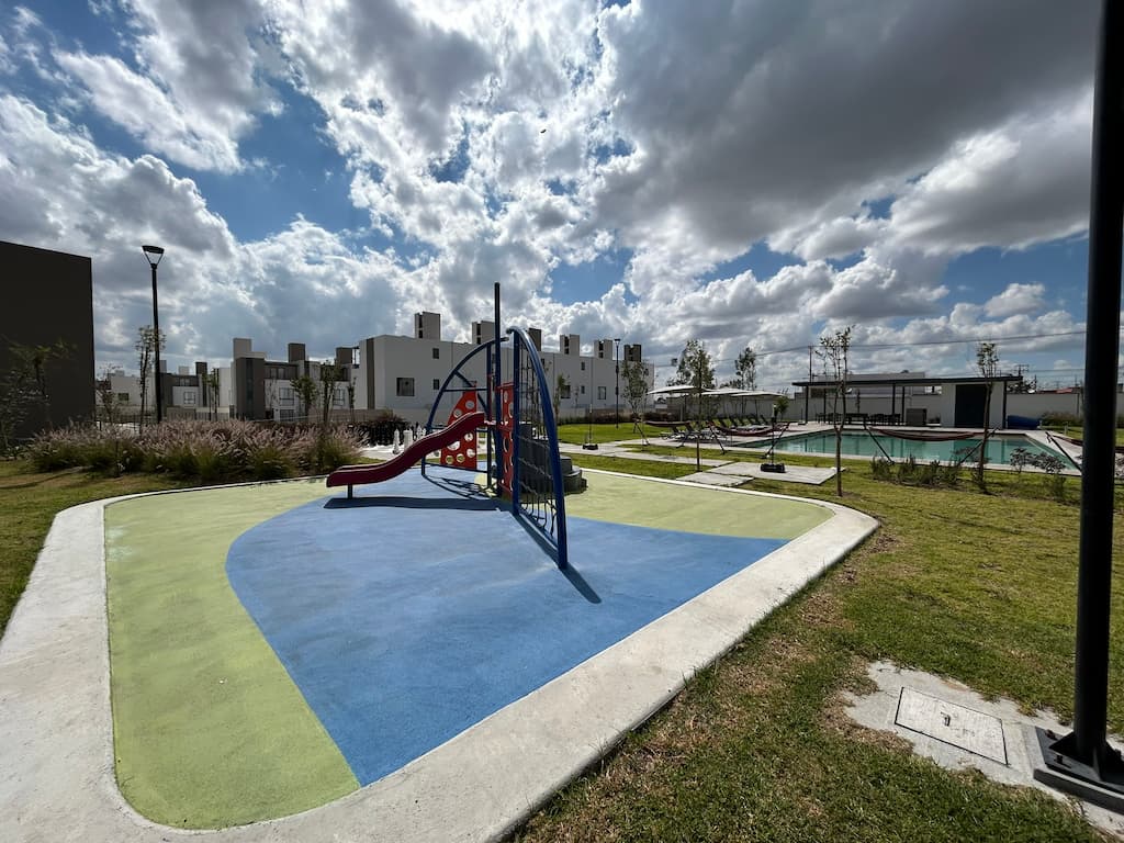 Abeto - juegos infantiles Abeto - juegos infantiles